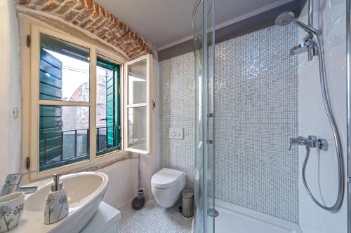 Luxury San Giovanni Apartment 1 - image 3