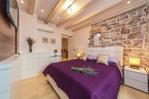 Luxury San Giovanni Apartment 1 - main image