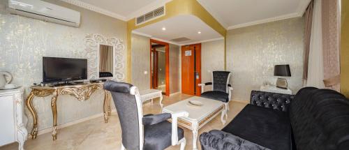Crystal Sunrise Queen Luxury Resort & Spa - image 8
