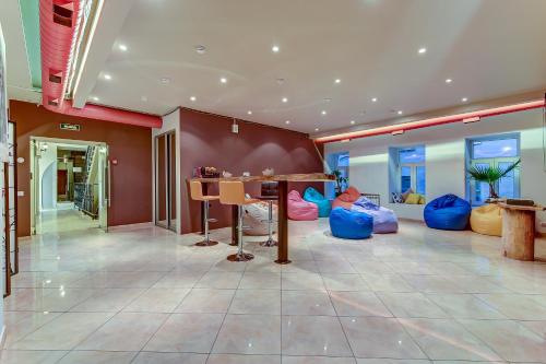 Moomidol Hostel - image 5