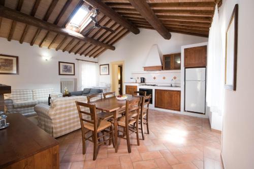 кухня, Tenuta Decimo - Il Borgo Di Mariano in Кастель Сан Джіміньяно