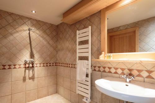 Chamois Apartment- Chamonix All Year - image 3