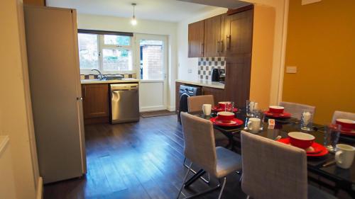 Ur City Pad - 4 bedrooms - 4 bathrooms - Somerset House - image 14