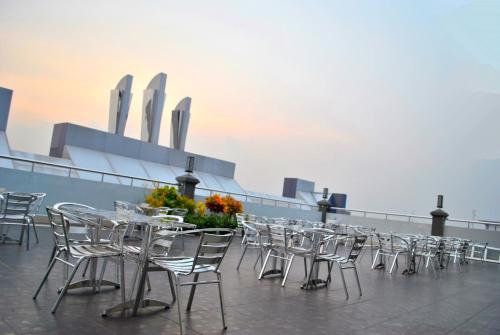 Létesítmények, Hotel Harmony In near Supadio repülőtér