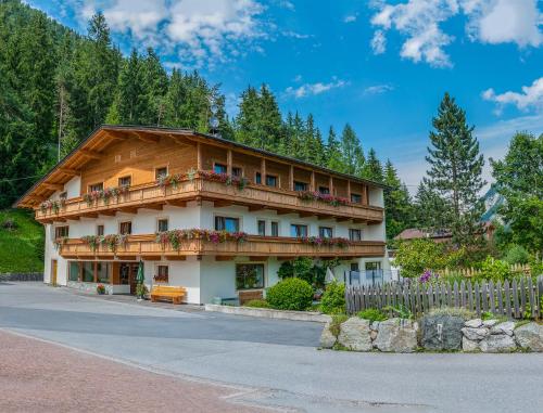 Pension Pichler in Leutasch, Österreich