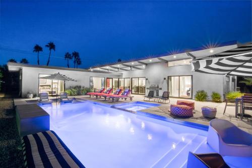 Best in Palm Springs • Featured in Dwell • 5 Bedrooms & All En Suite Baths Palm Springs