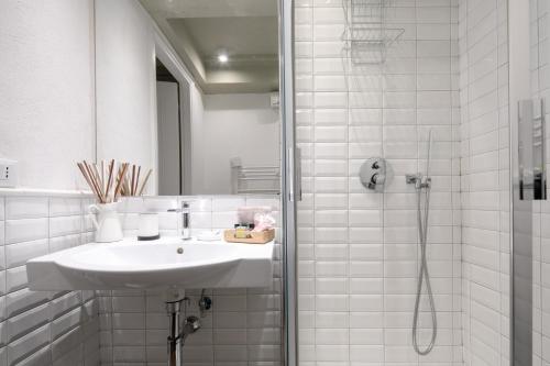 Servi Suite - image 7