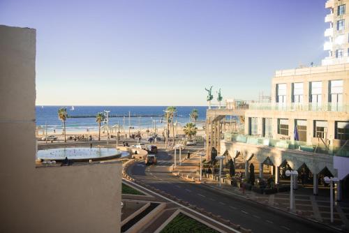 Hotels near Mezizim Beach, Tel Aviv - BEST HOTEL RATES
