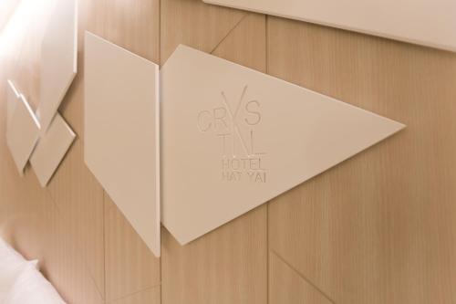 Crystal Hotel Hat Yai Room Type - Twin Room with Private Bathroom Crystal Hotel Hat Yai Room Type - Twin Room with Private Bathroom