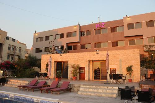 VU'Z Hotel