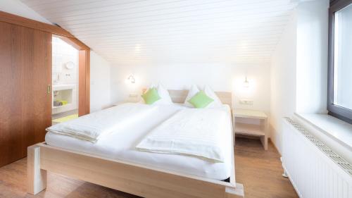 Golf-Tennis-Wellnesshotel Mori – Klopeiner See (Klopsteiner Lake), CA