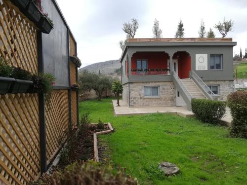  Boutique Rooms "O" in Orchomenós