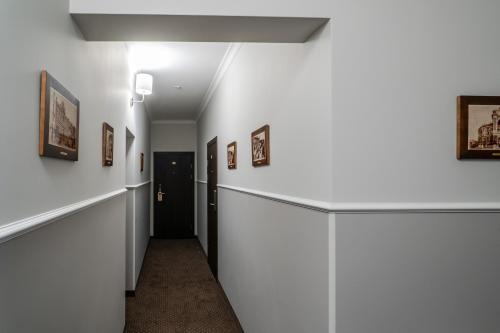Potemkinn Hotel - image 2