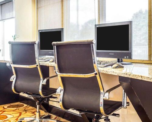 A Hotel Com Comfort Suites Rock Hill Hotel Rock Hill Usa