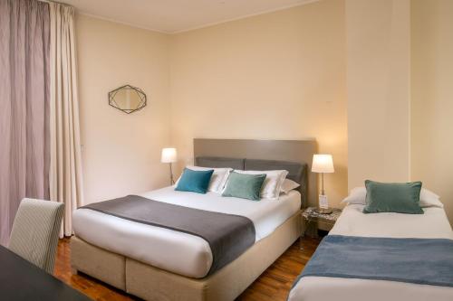 Suitedreams - image 2