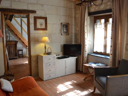 Cozy Holiday Home in Brion with Swimming Pool