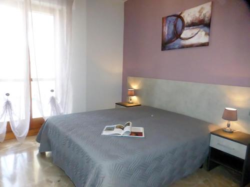 2 bedrooms, 4 beds