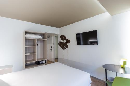 Ibis Styles Lisboa Centro Marquês de Pombal - image 14