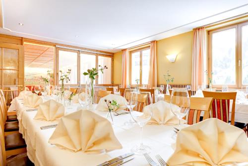 Hotel Gasthof KREUZ - image 7
