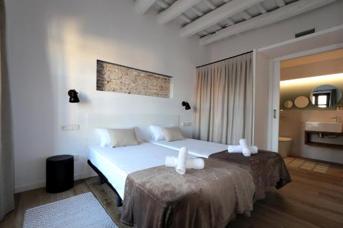 ClassBedroom Port Ramblas - image 5