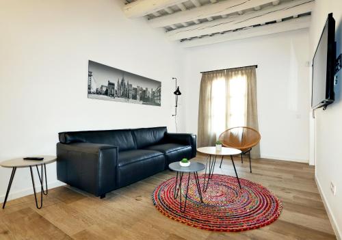 ClassBedroom Port Ramblas - image 3