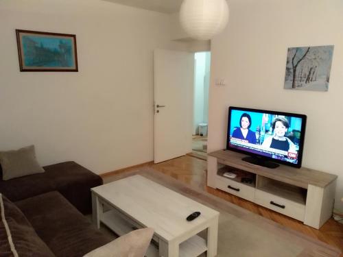 

Apartment HalvaDom
