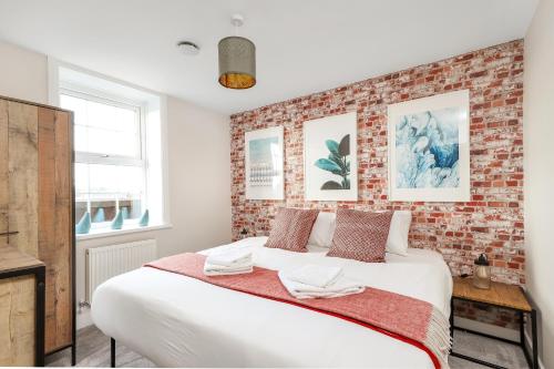Executive Apartments - image 12