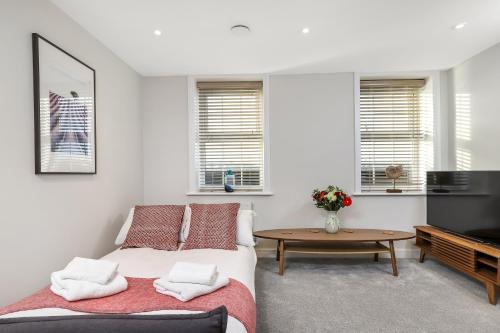 Executive Apartments - image 8