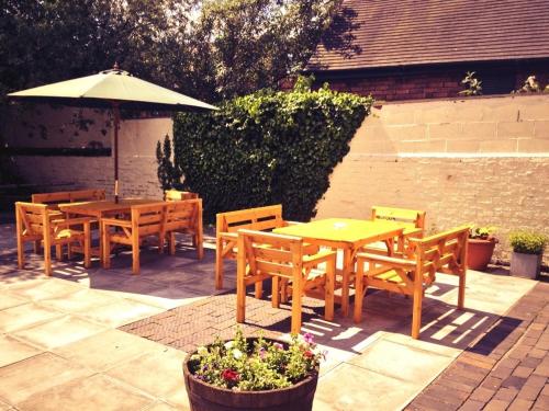 Terraza/balcón, The Waverley Hotel in Crewe