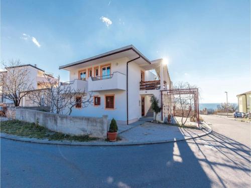  Three-Bedroom Apartment in Povile in Povile