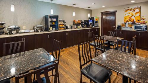 Best Western Crown Inn & Suites - Batavia