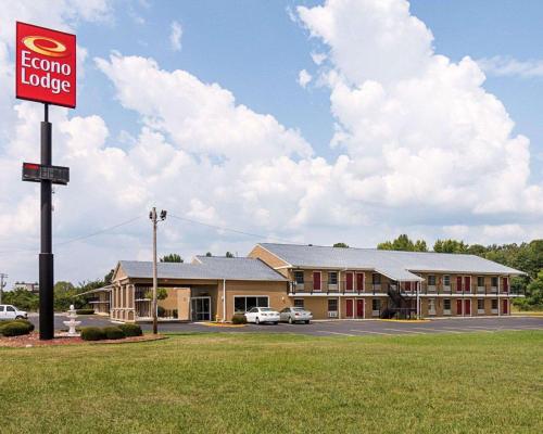 . Econo Lodge Pine Bluff