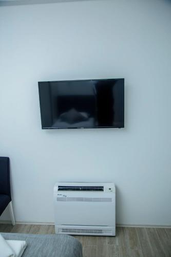 Mark's Palace - image 2