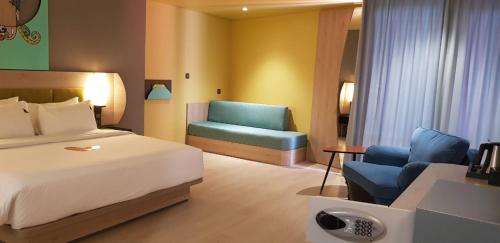 MaxOneHotels @Balikpapan MaxOneHotels @Balikpapan is a popular choice amongst travelers in Balikpapan, whether exploring or just passing through. The property offers guests a range of services and amenities designed to provid