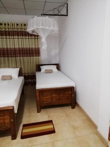 Comfort Triple Room with Shower image 8