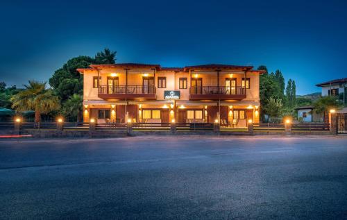  Grand apartments Marianna in Neos Marmaras