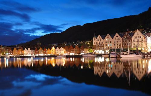 Central Location In The Heart Of Historic Bergen - Bergen, Noruega