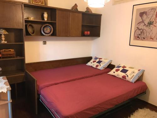 Luxury apartment close to city center, university and children's hospital, Athens (photo 8)