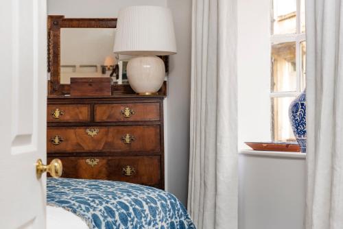 Picture of New City Center 5 Bedroom Georgian Townhouse