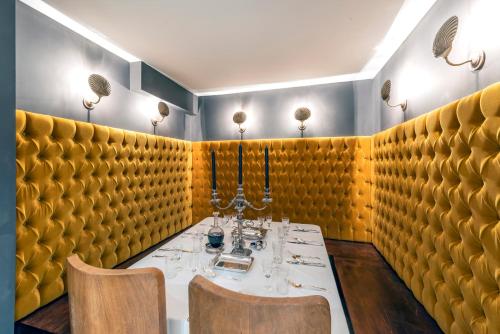 Picture of New City Center 5 Bedroom Georgian Townhouse