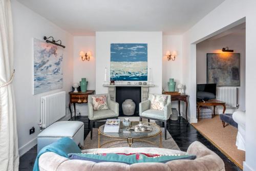 Stylish & Spacious City Center Georgian Townhouse, Bath