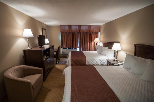 . Deer Lake Motel