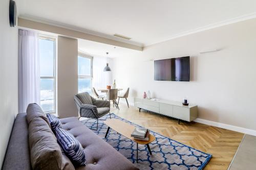 2 bedrooms, 3 beds