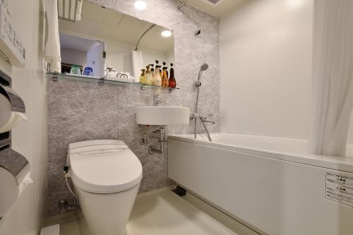 Standard Double Room image 2