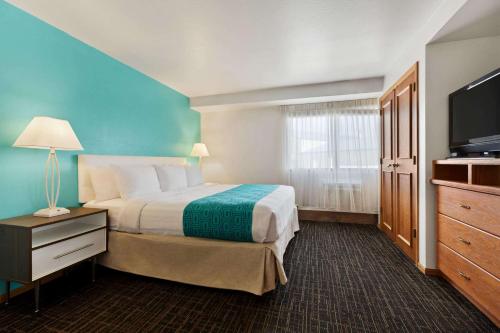 Howard Johnson by Wyndham Billings - image 9