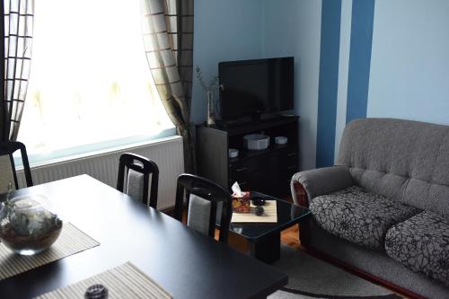 Blue House Apartment