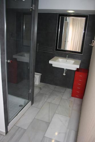 Apartamentos Avenida - image 9