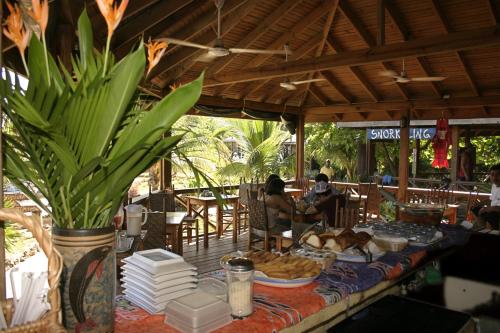 Restaurant, Las Rocas Resort and Dive Center in West Bay