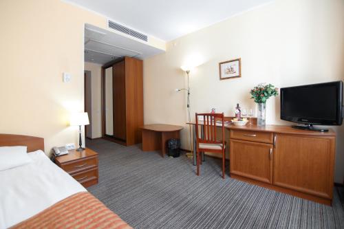 Reikartz Kropivnytskiy Hotel - image 8