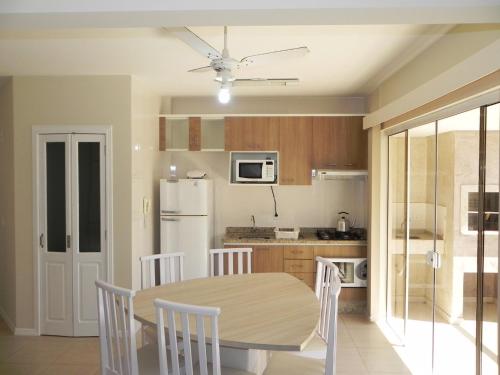 Two-Bedroom Apartment image 4